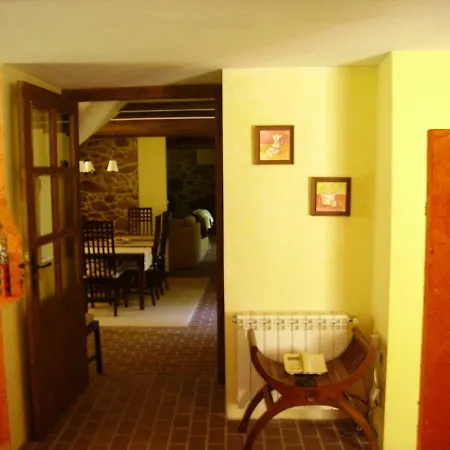 Molino De Cerceda 公寓 *